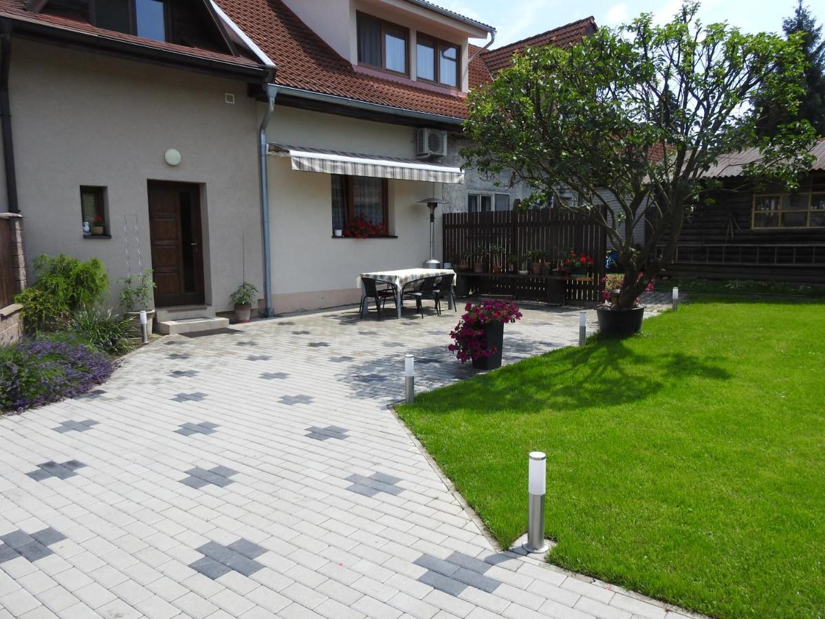 Sofia Veternik C Apartment Kremnica Bagian luar foto
